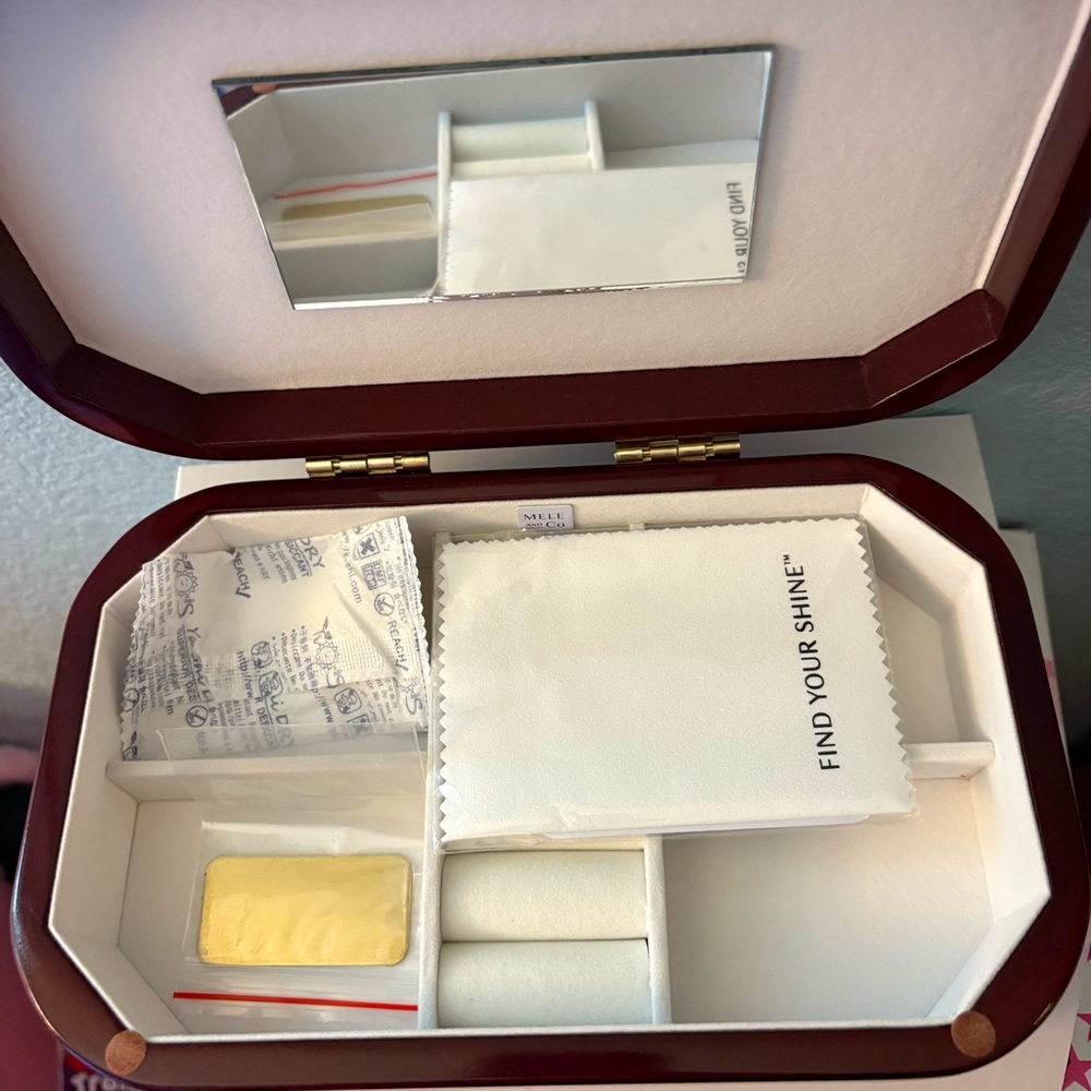 NEW Mele & Co Jewelry Box - Picture 7 of 9